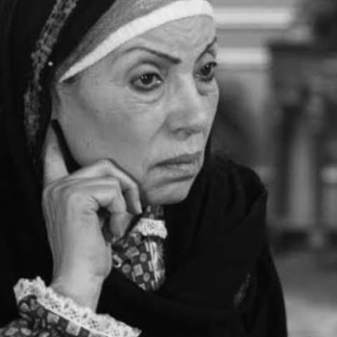 رجاء حسين أبيض وأسود وفاتها