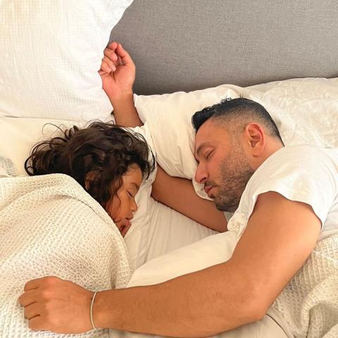 زياد برجي يعايد ابنه يوسف