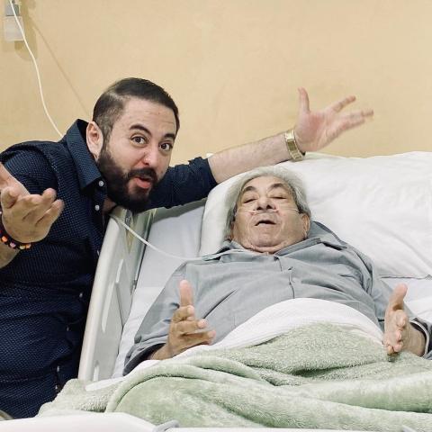 عمرو عبدالعزيز برفقة فاروق فلوكس