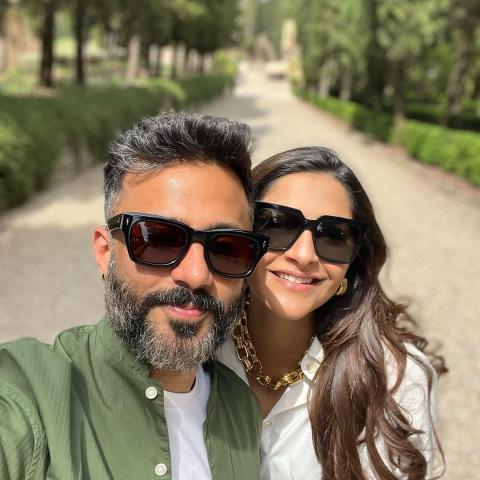 سونام كابور وزوجها أناند أهوجا - صورة من انستقرام