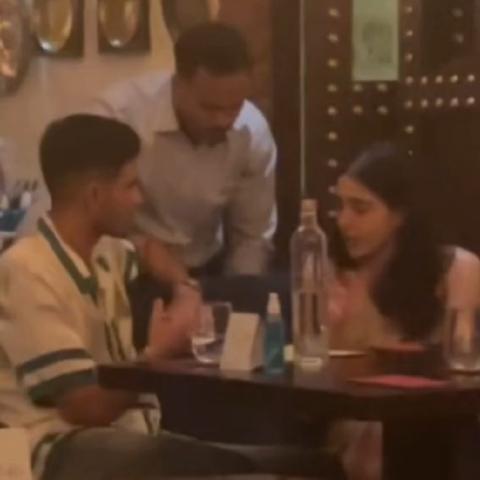 سارة علي خان وشوبمان جيل- الصورة من السوشيال ميديا