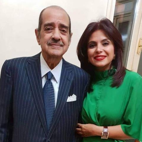 حنان فريد الديب برفقة والدها