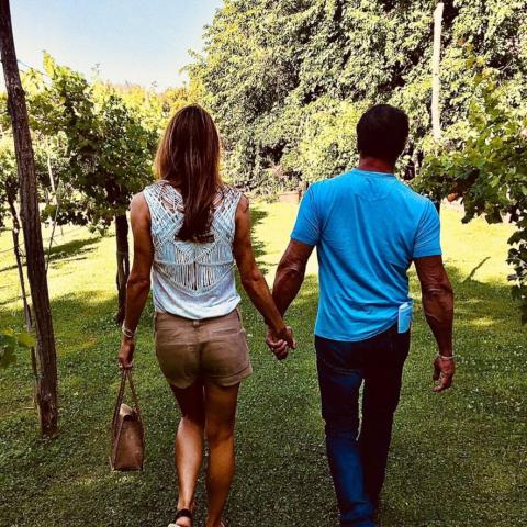 سيلفستر ستالون مع جينيفر فلافين - الصورة من إنستغرام