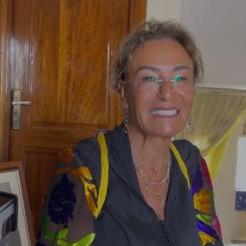 نزهة الركراكي - صورة معدلة من السوشيال ميديا