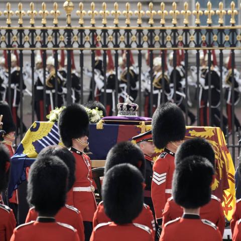 نعش الملكة إليزابيث - المصدر حساب العائلة الملكية