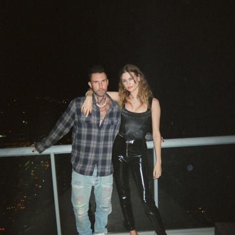 آدم ليفين وزوجته بيهاتي برينسلو - صورة من انستقرام