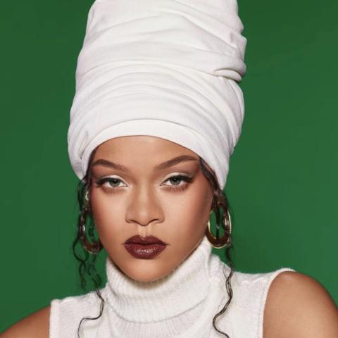 صورة لـ ريهانا  من تويتر