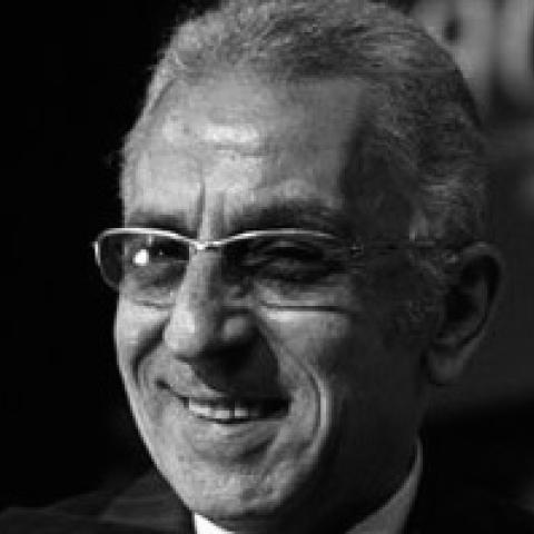 الراحل علي عبدالخالق