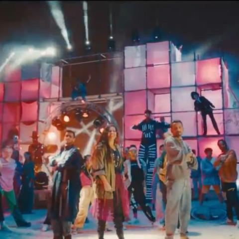 إطلاق أغنية ارحبو - صورة معدلة من السوشيال ميديا