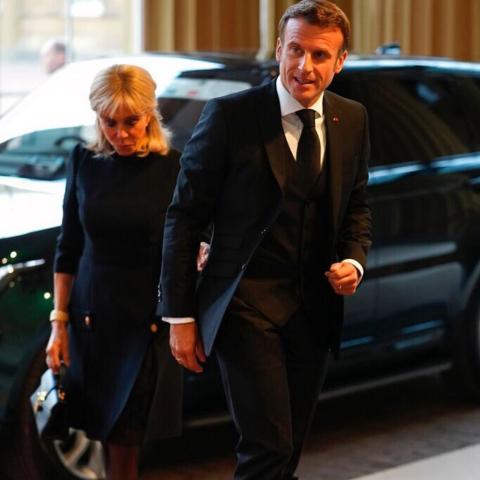 الملوك والرؤساء والشخصيات في إستقبال الملك تشاليز