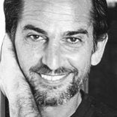 الراحل هشام سليم -  صورة من السوشيال ميديا