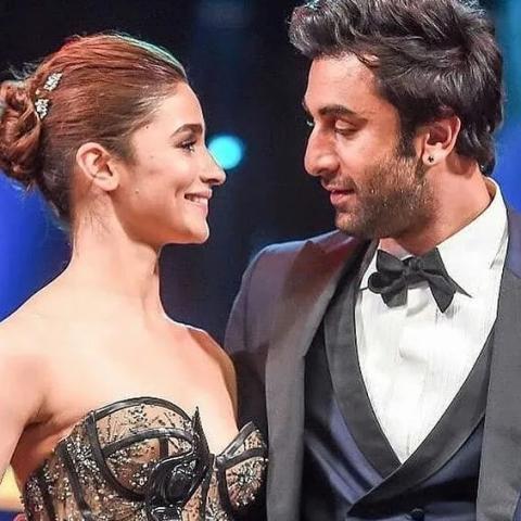 عليا بهات ورانبير كابور - صورة من انستقرام