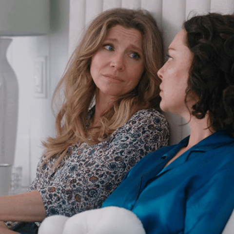 مسلسل شارع فاير فلاي Firefly Lane.. صداقة 30 عاما تعود من جديد.jpg