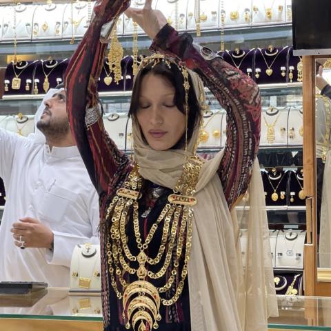 بيلا حديد في قطر - الصورة من إنستغرام