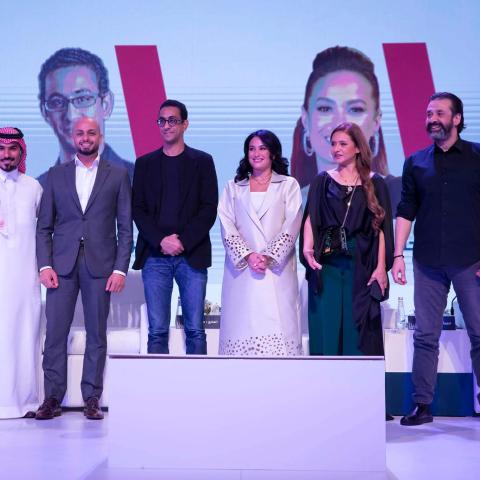 أبطال فيلم " الفيل الأزرق " نجوم معرض الرياض للكتاب