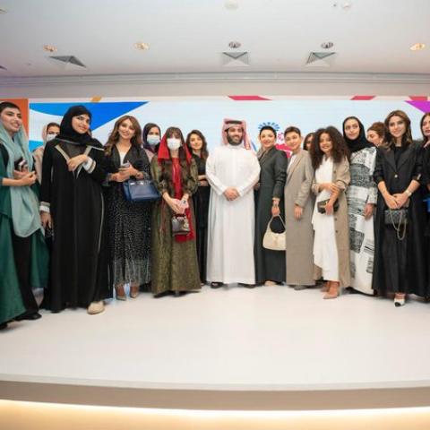 معالي المستشار تركي آل الشيخ مع مشاهير السوشيال ميديا - صورة من تويتر