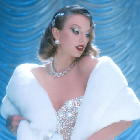 تايلور سويفت تبث البهجة على جمهورها من خلال Bejeweled - مصدر الصورة يوتيوب