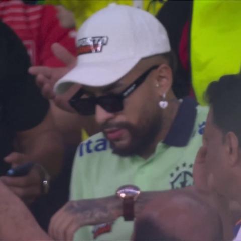 صورة من تويتر لشبيه البرازيلي نيمار في مدرجات ملعب 974 في قطر 2022