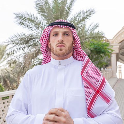 لوغان بول بالزي السعودي - صورة من انستقرام