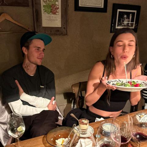 هايلي بيبر وجاستن بيبر- انستقرام @justinbieber