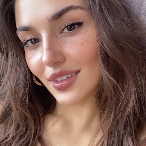 هاندا ارتشيل - صورة من انستغرام