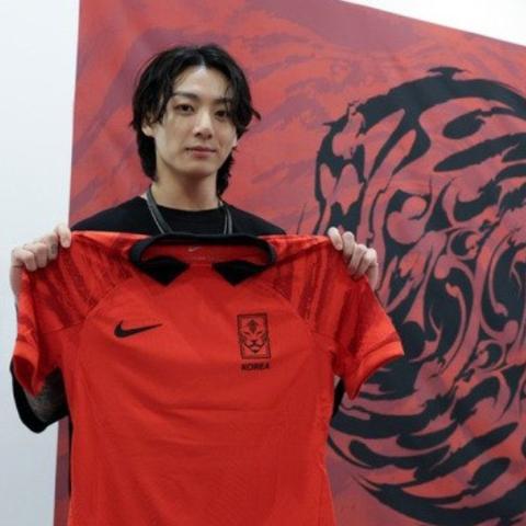 الاتحاد الكوري لكرة القدم (KFA):  جونغكوك يزور مركز التدريب في الدوحة