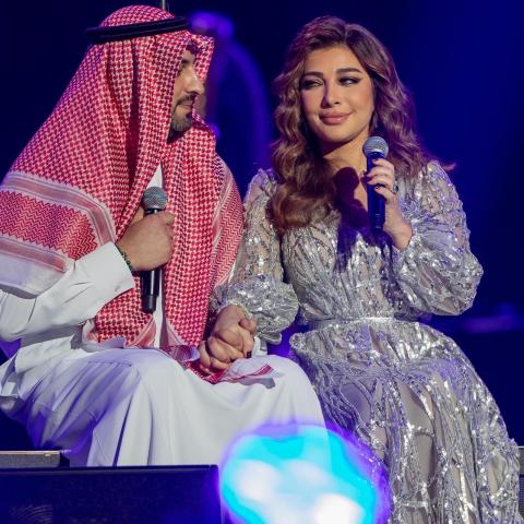 أصالة مع شقيقها أنس - صورة من تويتر روتانا