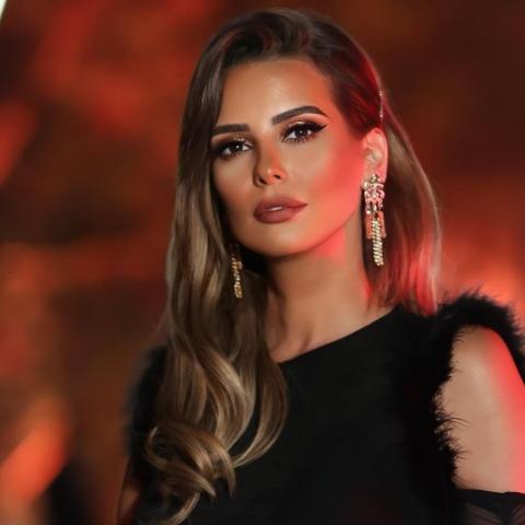 إيمان العاصي زوجة محمد رمضان الثانية