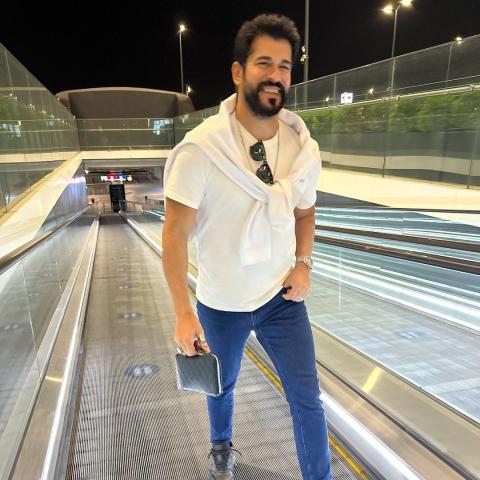 بوراك أوزجيفيت - صورة من انستقرام