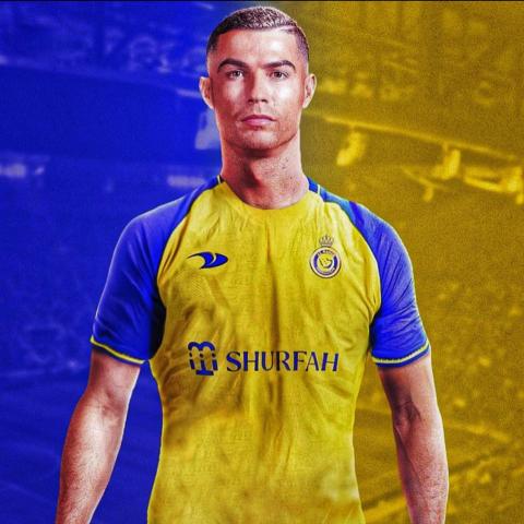 كريستيانو رونالدو في صورة مركبة مع قميص النصر السعودي