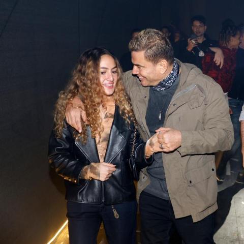 عمرو دياب وابنته كنزي