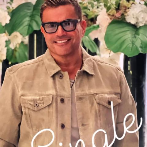 عمرو دياب - صورة معدلة من السوشيال ميديا