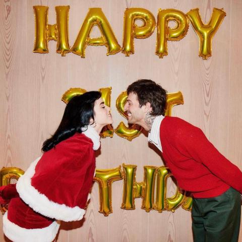 بيلي أيليش تحتفل بعيد ميلادها مع حبيبها - إنستغرام