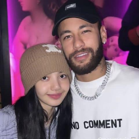 نيمار و ليسا - صورة من السوشيال ميديا