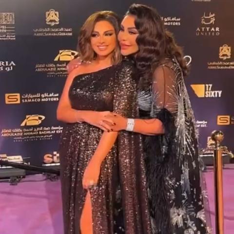 أنغام وأحلام على السجادة الحمراء في حفل تكريم الراحل طلال مداح - تويتر