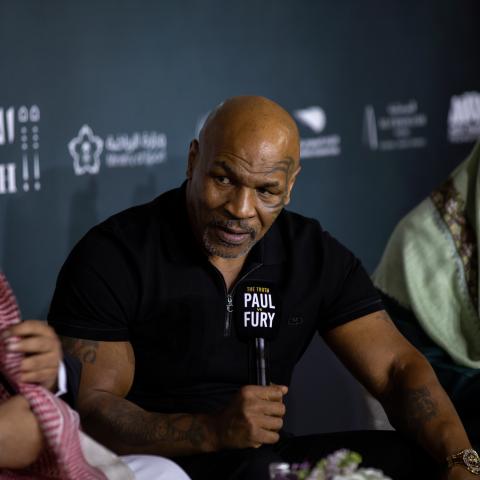 مايك تايسون في المؤتمر الصحفي لـ نزال الحقيقة