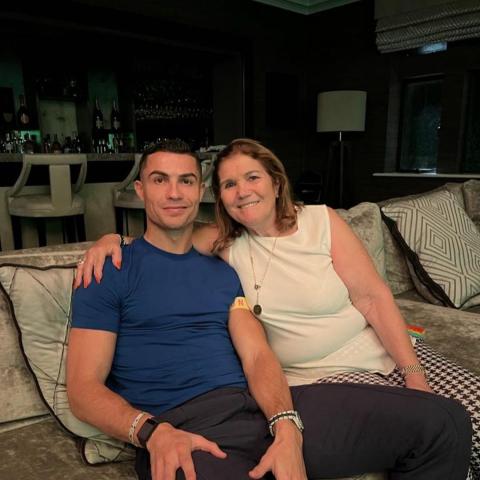 ماريا دولوريس دوس سانتوس أفيرو و كريستيانو رونالدو - صورة من انستقرام