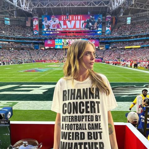كارا ديلفين في السوبر بول- انستقرام @caradelevingne