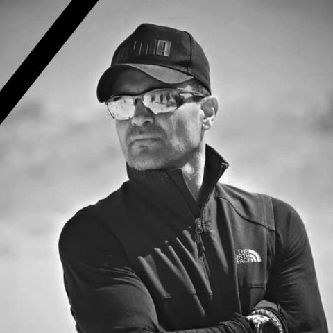 مصمم المعارك الراحل جمال الظاهر