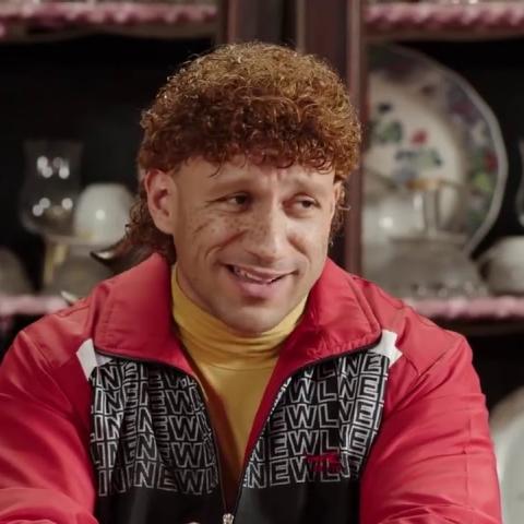 أحمد مكي بشخصية حزلقوم