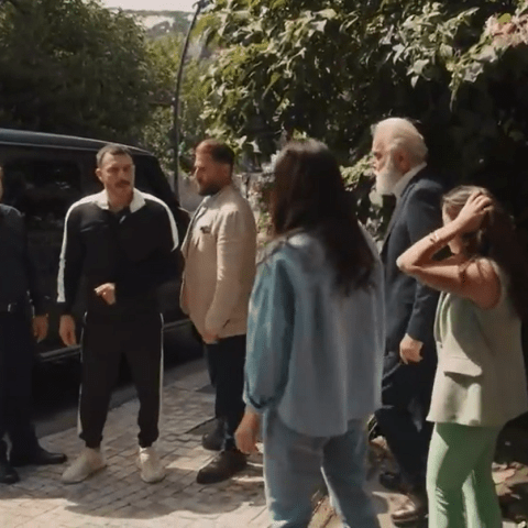 مسلسل الثمن الحلقة 39 زين يذهب لإنقاذ إبراهيم وحيدًا!، مصدر الصروة: لقطة شاشة من أحداث المسلسل