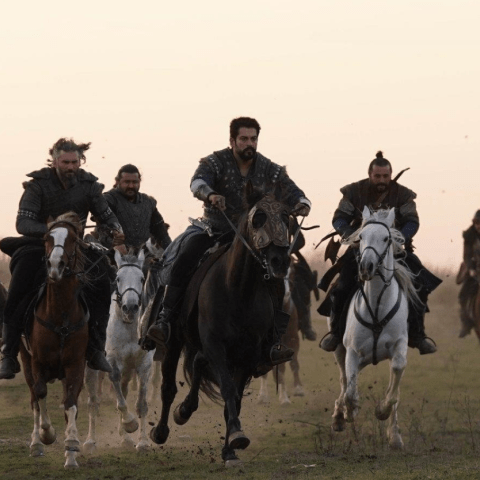 مسلسل قيامة عثمان الحلقة 118: صراع عثمان ونايمان كيف سينتهي؟ لقطة شاشة