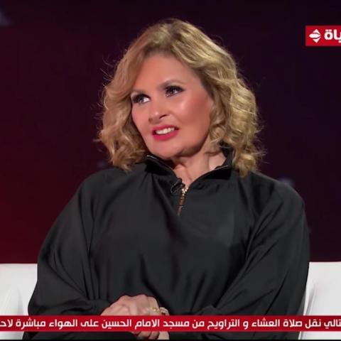 يسرا من برنامج أنا والقناع