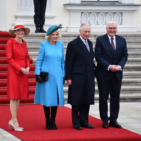 الملك تشارلز والملكة القرينة كاميلا يتوسطان الرئيس الألماني وزوجته- انستقرام @theroyalfamily