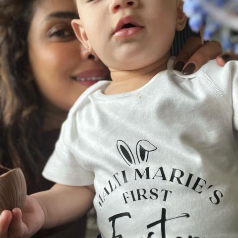 بريانكا شوبرا وطفلتها مالتي- انستقرام @priyankachopra