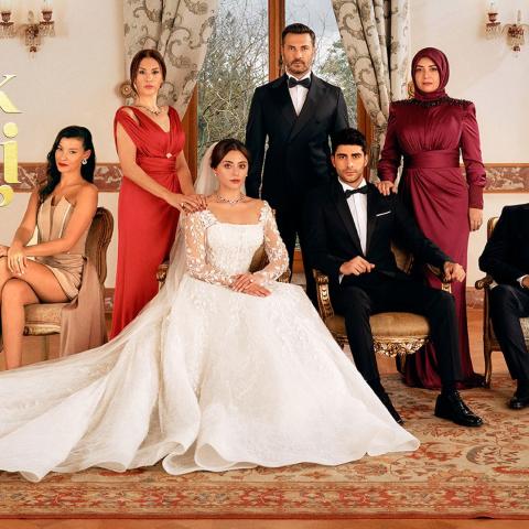 مسلسل شراب التوت - غوغل