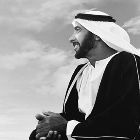 صورة للراحل الشيخ زايد بن سلطان آل نهيان