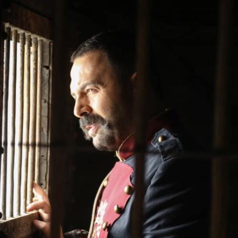 تيم حسن بشخصية عاصي الزند  - صورة من تويتر