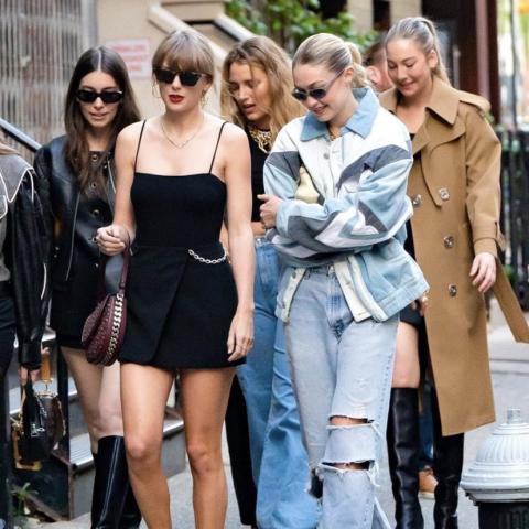صورة متداولة عبر السوشيال ميديا لتايلور سويفت والصديقات