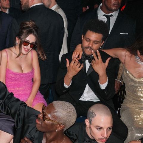 نجوم مسلسل The Idol يحتفلون بعد العرض الأول  في مهرجان كان السينمائي - صورة من إنستقرام